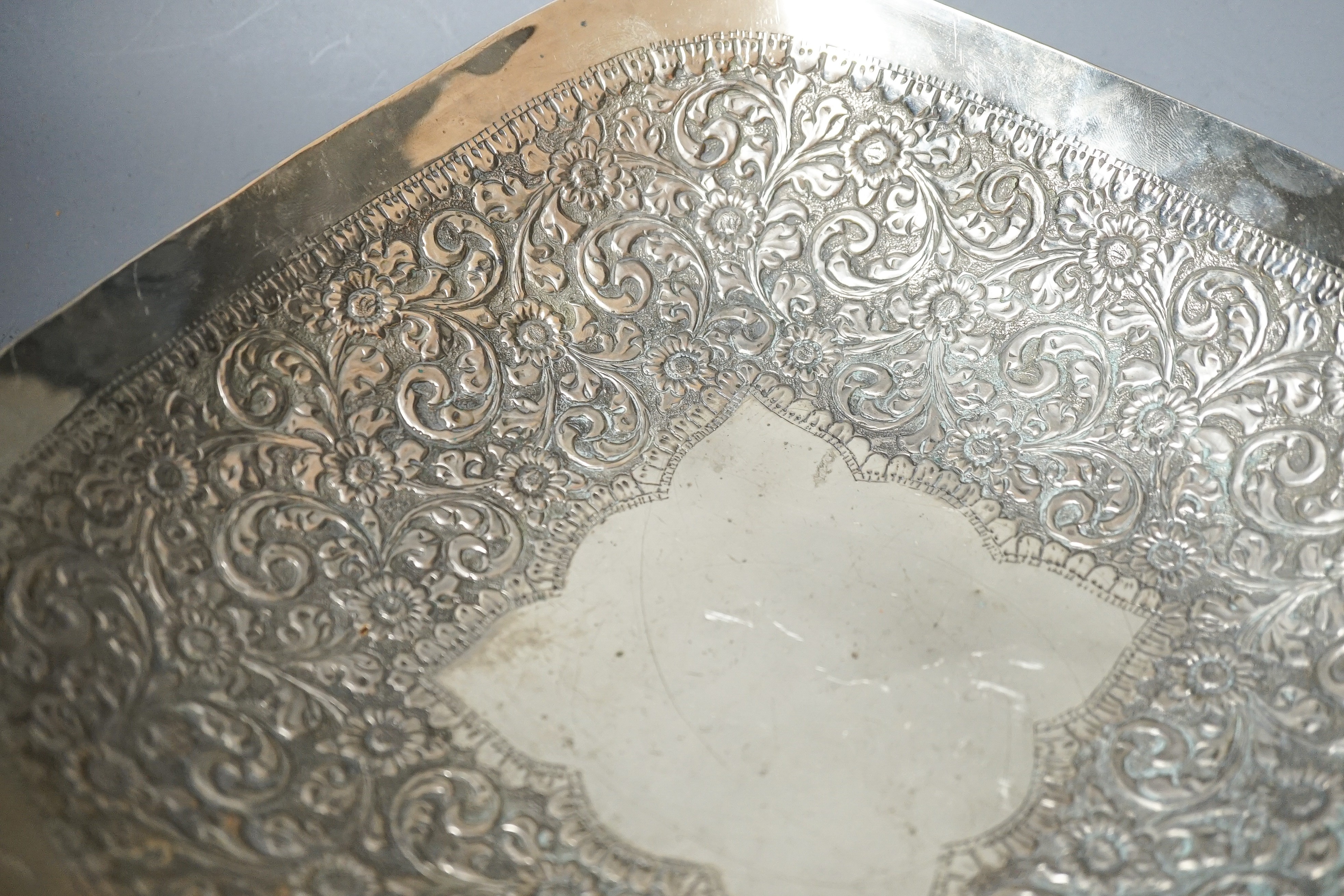 A Vizagapatam ivory veneered sandalwood box, 20.5cm and a metal dish